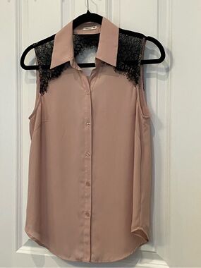 Soprano Blush Sleeveless Button-Front Top with Black Lace Yoke